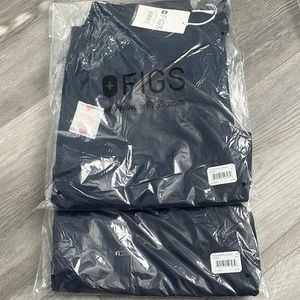 Figs YOLA skinny pants regular length size small NEW WITH TAGS color is navy!!